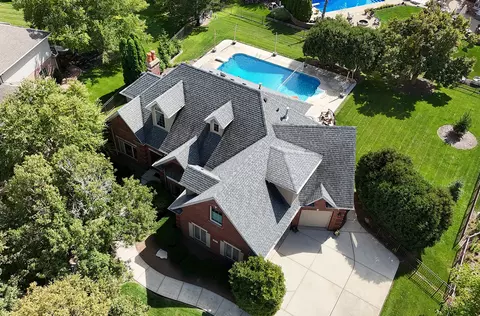11707 Coquille Dr, Frankfort, IL 60423
