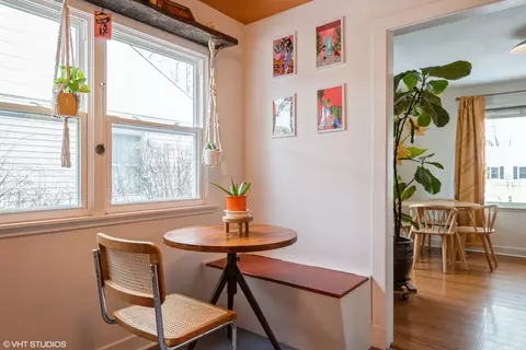 Dining - 722 Brown Ave, Evanston, IL 60202 photo 1 of 2