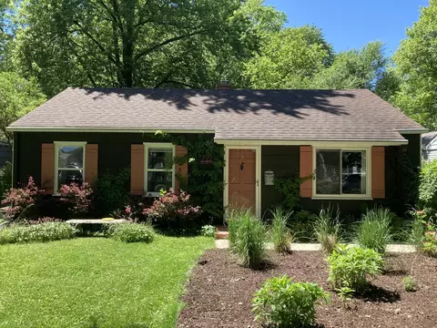 722 Brown Ave, Evanston, IL 60202