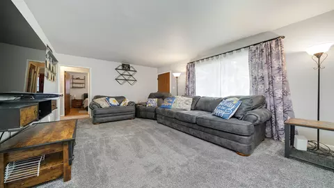 Undisclosed, Mount Morris, IL 61054 photo 10