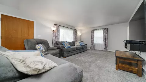 Undisclosed, Mount Morris, IL 61054 photo 11