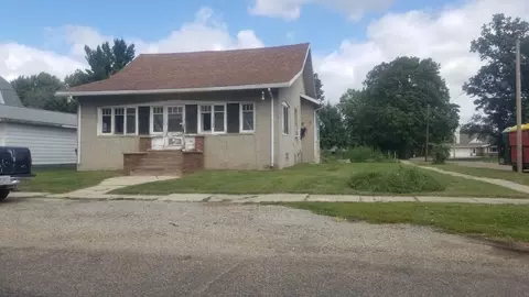 112 E South St, Granville, IL 61326