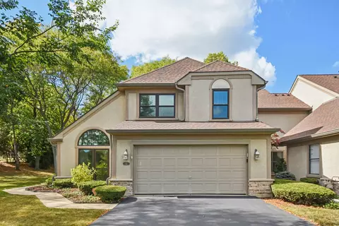 22 Ascot Cir, Schaumburg, IL 60194