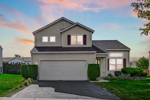 906 Eagle Point Dr, Matteson, IL 60443