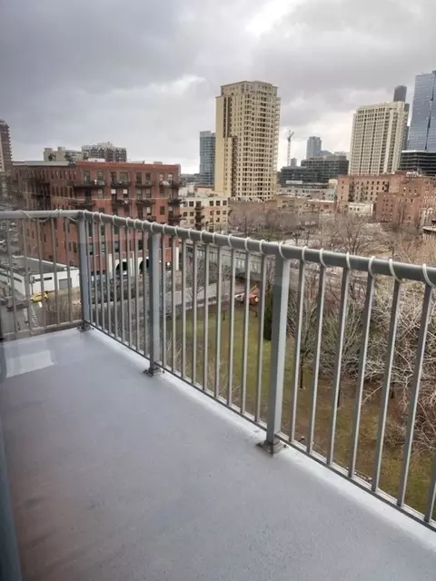 Exterior - 1600 S Prairie Ave #904, Chicago, IL 60616 photo 1 of 1