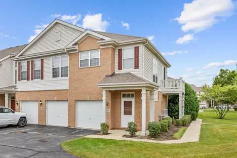 4272 Savoy Ln #4272, Mchenry, IL 60050