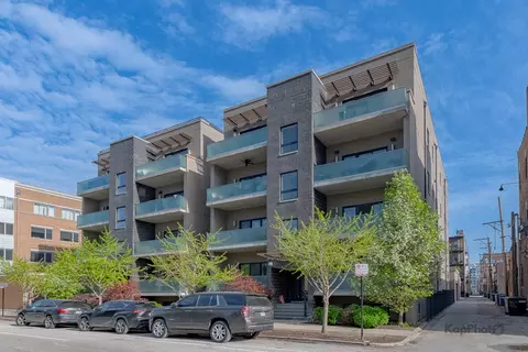 1146 W Hubbard St #1E, Chicago, IL 60642