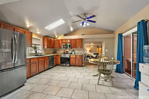 26735 W Il Route 173, Antioch, IL 60002 photo 6