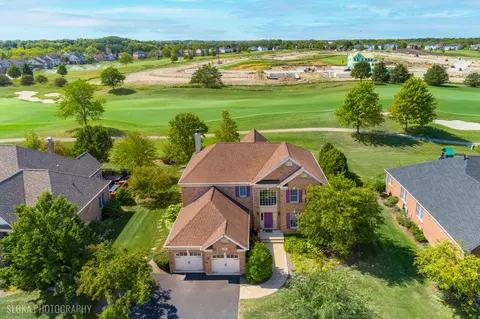 59 Tournament Dr S, Hawthorn Woods, IL 60047