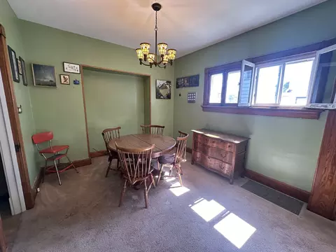 Dining - 308 S Genesee St, Morrison, IL 61270 photo 1 of 2