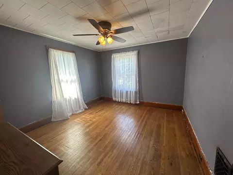 Bedroom - 308 S Genesee St, Morrison, IL 61270 photo 4 of 7