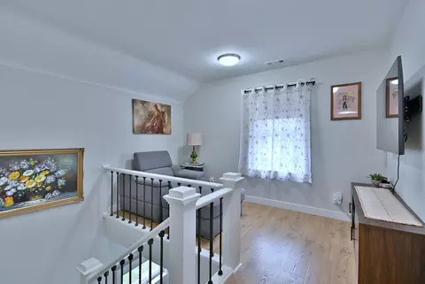 Entry Way - 3807 W Millstream Dr, Mchenry, IL 60050 photo 2 of 2