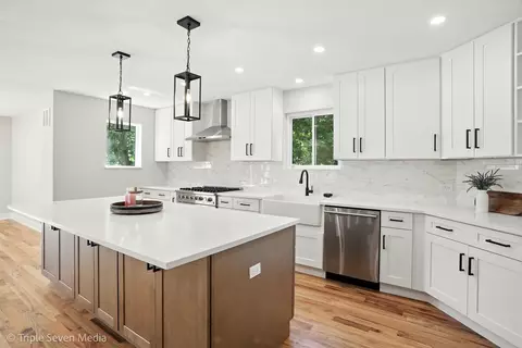 Kitchen - 18801 Ruth Dr, Mokena, IL 60448 photo 4 of 4