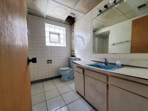Bath - 15019 Oak St, Dolton, IL 60419 photo 2 of 2