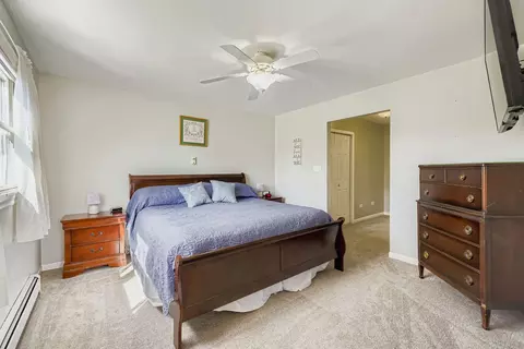 Bedroom - 307 1st St, Wheeling, IL 60090 photo 5 of 7