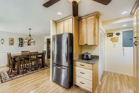 Kitchen - 307 1st St, Wheeling, IL 60090 photo 2 of 3