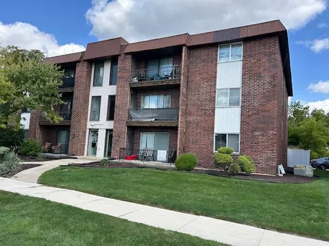 17701 Park Blvd #203, Lansing, IL 60438