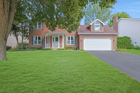326 Alicia Dr, Cary, IL 60013