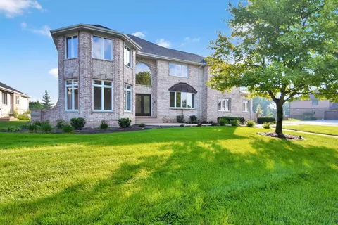 12118 Sarkis Dr, Mokena, IL 60448