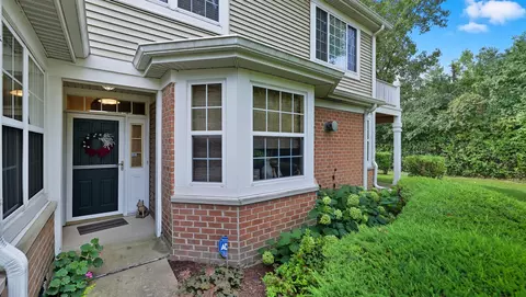 2550 Camberley Cir #5-810, Westchester, IL 60154