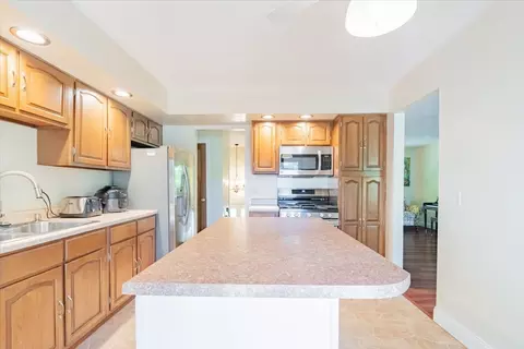2901 Mockingbird Ln, Bloomington, IL 61704 photo 11