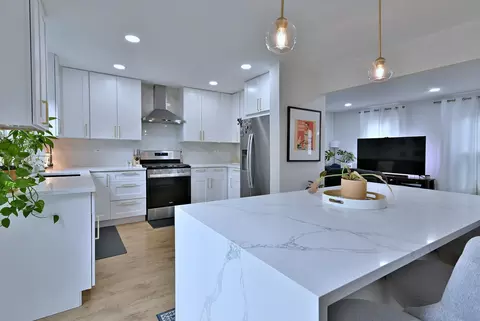 Kitchen - 6908 Lemhi Ct, Plainfield, IL 60586 photo 2 of 7