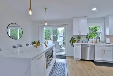 Kitchen - 6908 Lemhi Ct, Plainfield, IL 60586 photo 5 of 7