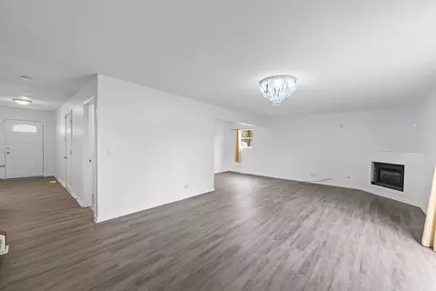 Living - 16215 S Trumbull Ave, Markham, IL 60428 photo 5 of 10