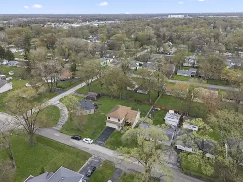 View/Area - 16215 S Trumbull Ave, Markham, IL 60428 photo 6 of 9