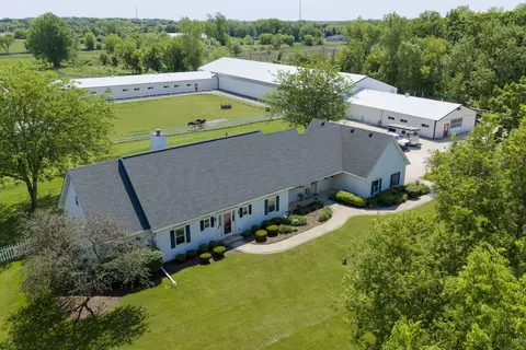 28166 W Wilmot Rd, Antioch, IL 60002
