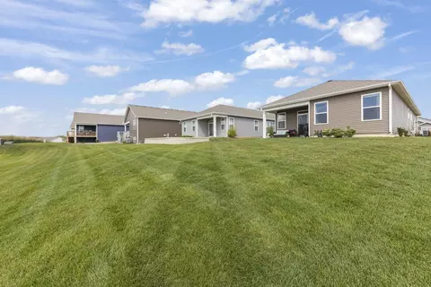 Exterior - 1 Savannah Ct, Algonquin, IL 60102 photo 5 of 5