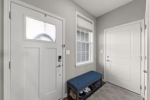 Entry Way - 1 Savannah Ct, Algonquin, IL 60102 photo 2 of 2