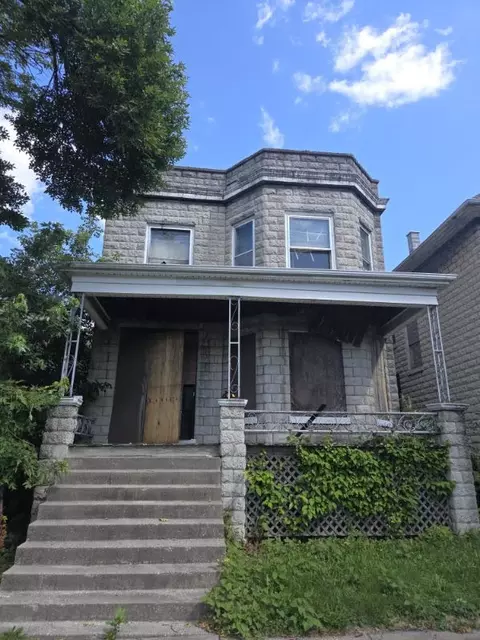 7137 S Carpenter St, Chicago, IL 60621