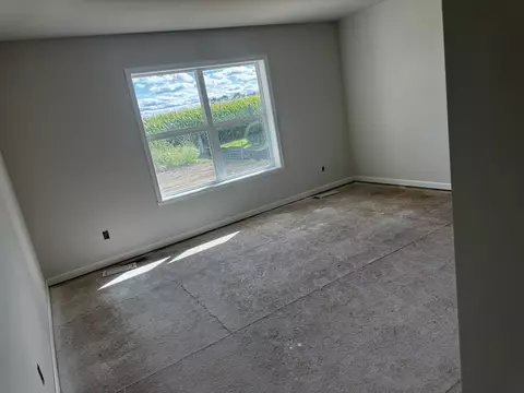 1004 Whitetail Dr, Davis Junction, IL 61020 photo 5