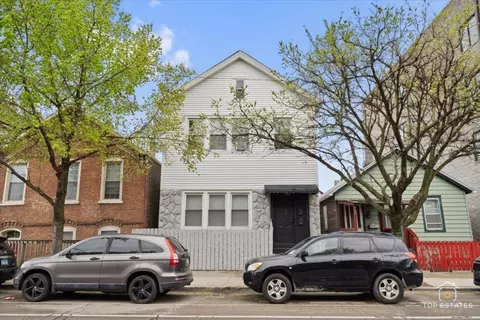 947 W 18th St, Chicago, IL 60608