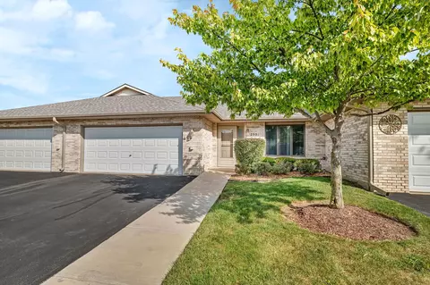 2531 Par Four Ct #2531, Joliet, IL 60436