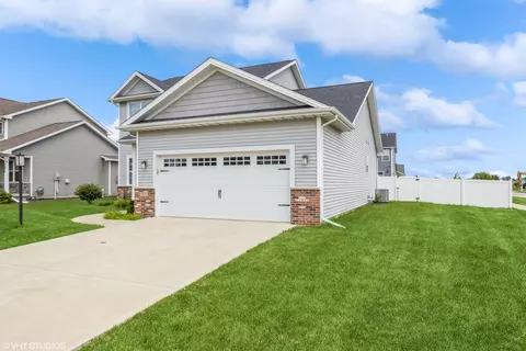 3802 Slate Dr, Champaign, IL 61822