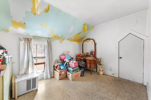 Bedroom - 426 N Grove Ave, Elgin, IL 60120 photo 2 of 4