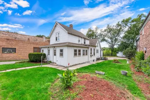 Exterior - 426 N Grove Ave, Elgin, IL 60120 photo 6 of 6