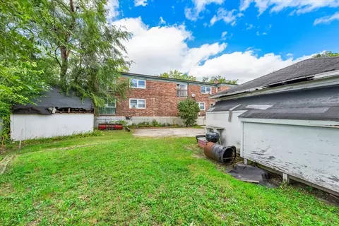 Exterior - 426 N Grove Ave, Elgin, IL 60120 photo 1 of 6