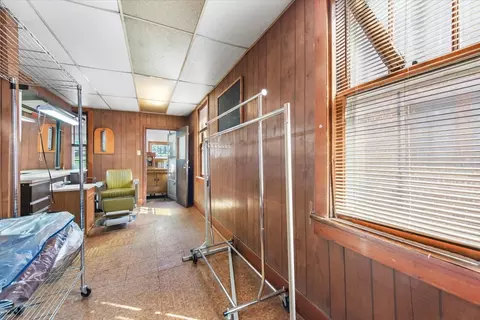 Entry Way - 426 N Grove Ave, Elgin, IL 60120 photo 7 of 7