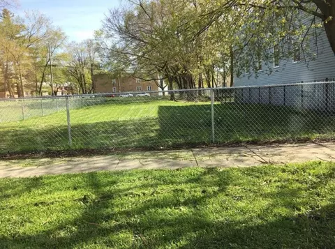841 W 843 W 51st Pl, Chicago, IL 60609