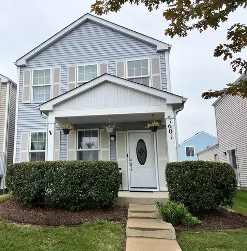 1601 Simms St, Aurora, IL 60504