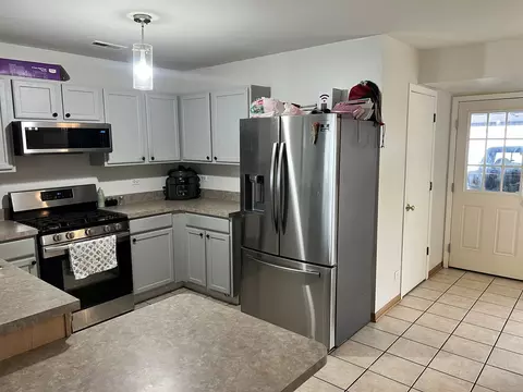 1601 Simms St, Aurora, IL 60504 photo 3