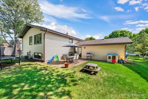 Exterior - 714 N Elm St, Itasca, IL 60143 photo 4 of 5