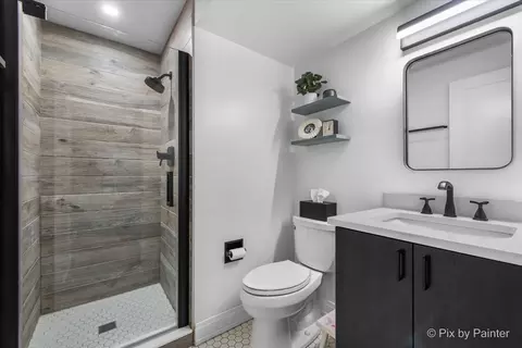 Bath - 714 N Elm St, Itasca, IL 60143 photo 3 of 3