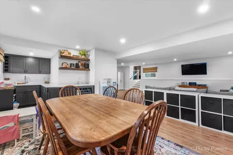 Dining - 714 N Elm St, Itasca, IL 60143 photo 3 of 3