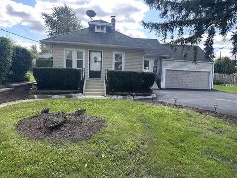 520 W Green St, Bensenville, IL 60106