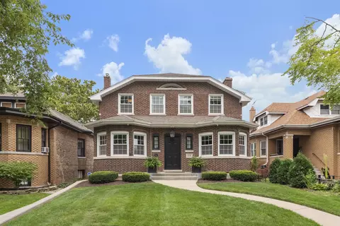 1221 Edmer Ave, Oak Park, IL 60302