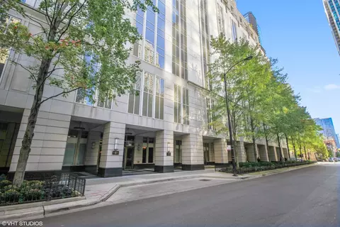 55 Erie St #2506, Chicago, IL 60611